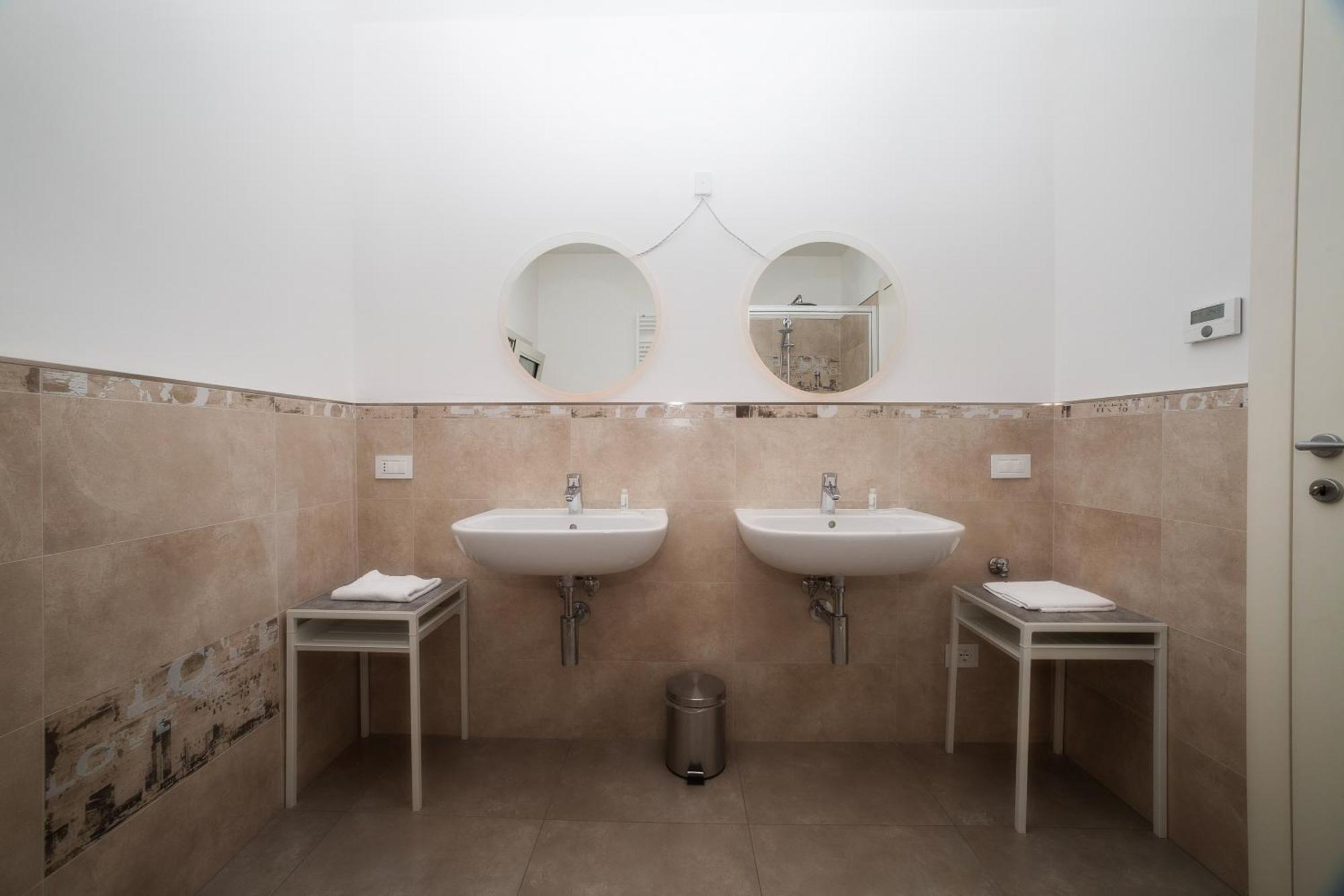 Lakefront Home Residenza Il Gallo In Riva Al Lago بيسوني المظهر الخارجي الصورة