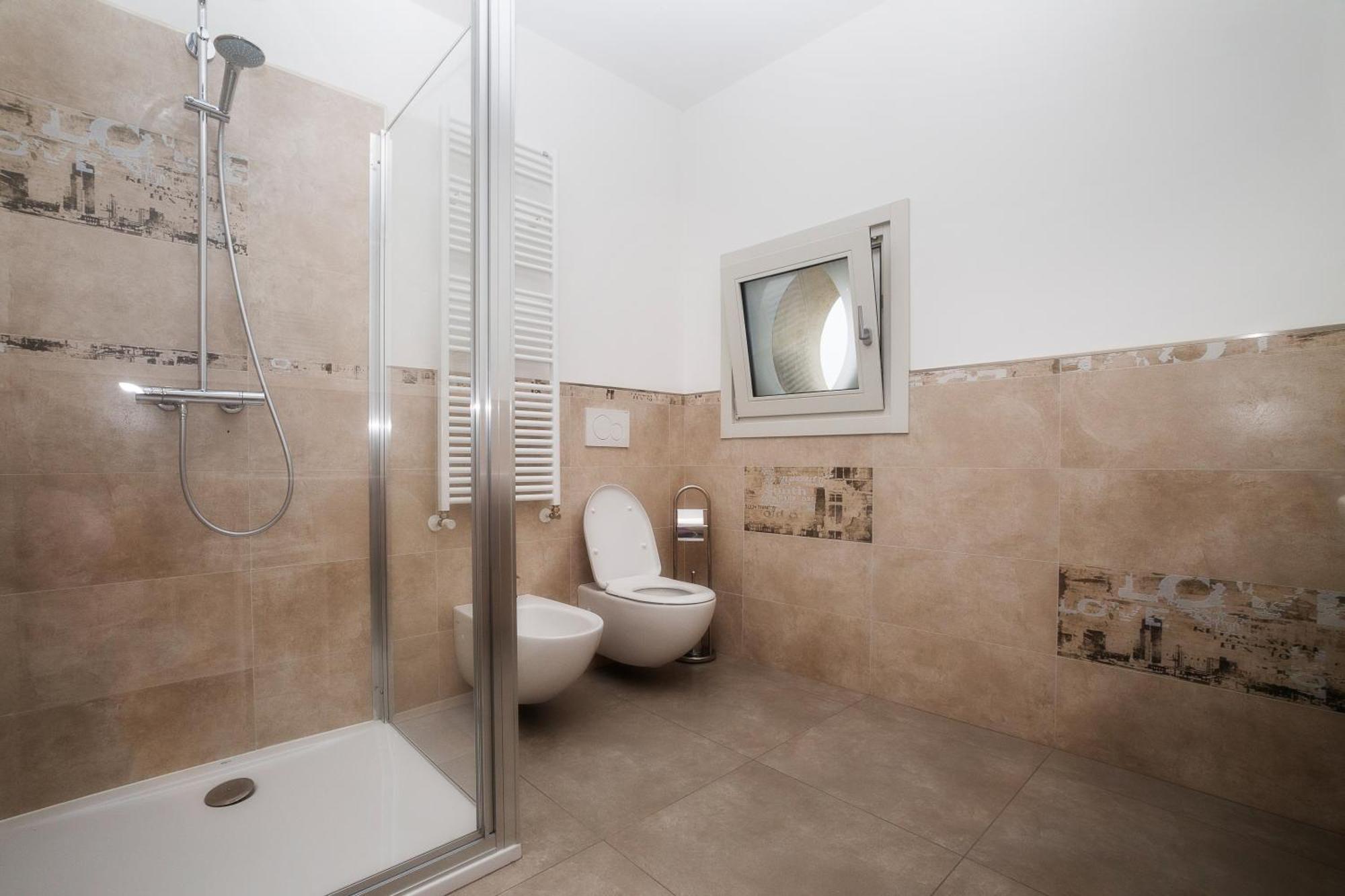 Lakefront Home Residenza Il Gallo In Riva Al Lago بيسوني المظهر الخارجي الصورة