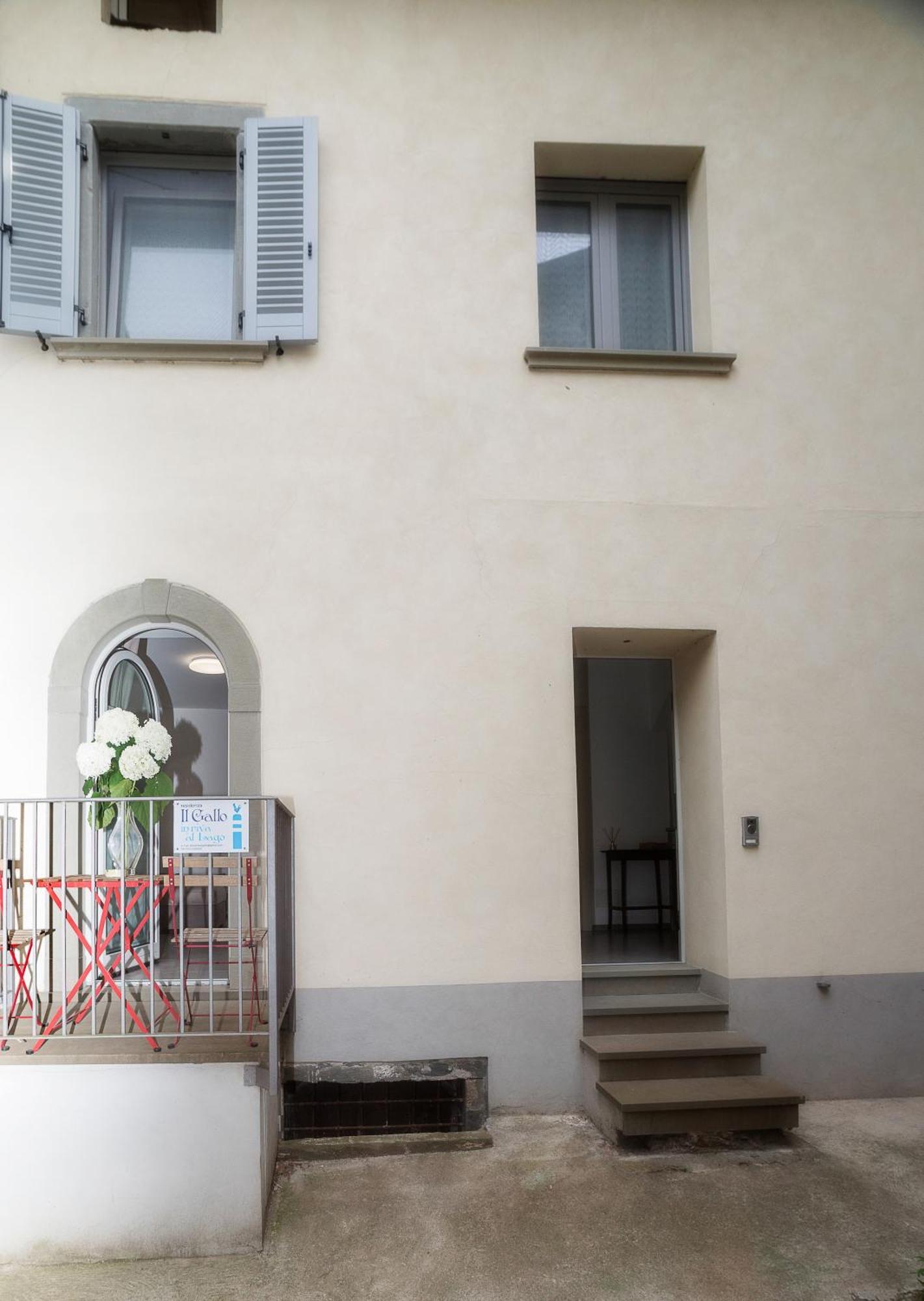 Lakefront Home Residenza Il Gallo In Riva Al Lago بيسوني المظهر الخارجي الصورة